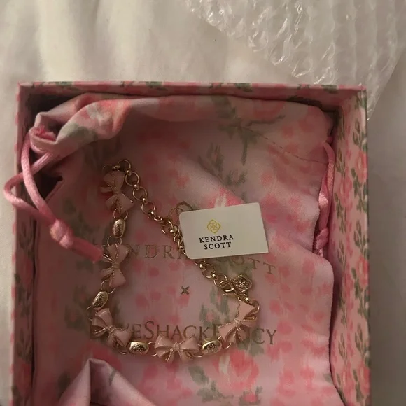LoveShackFancy X Kendra Scott Bracelet - Picture 3 of 4